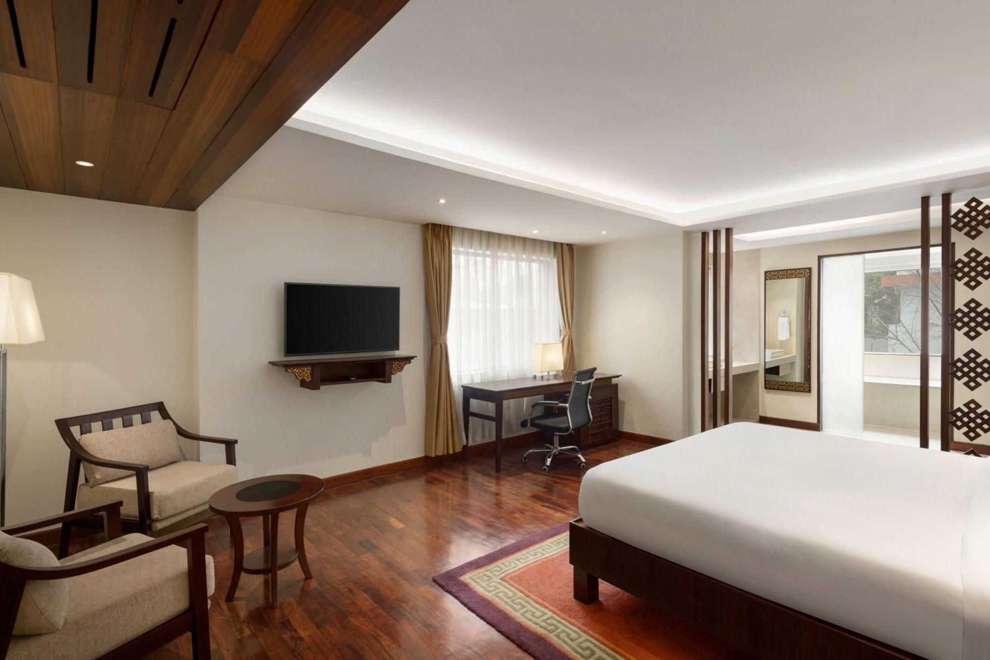 Ramada By Wyndham Kathmandu Dhumbarahi Hotel Exterior foto