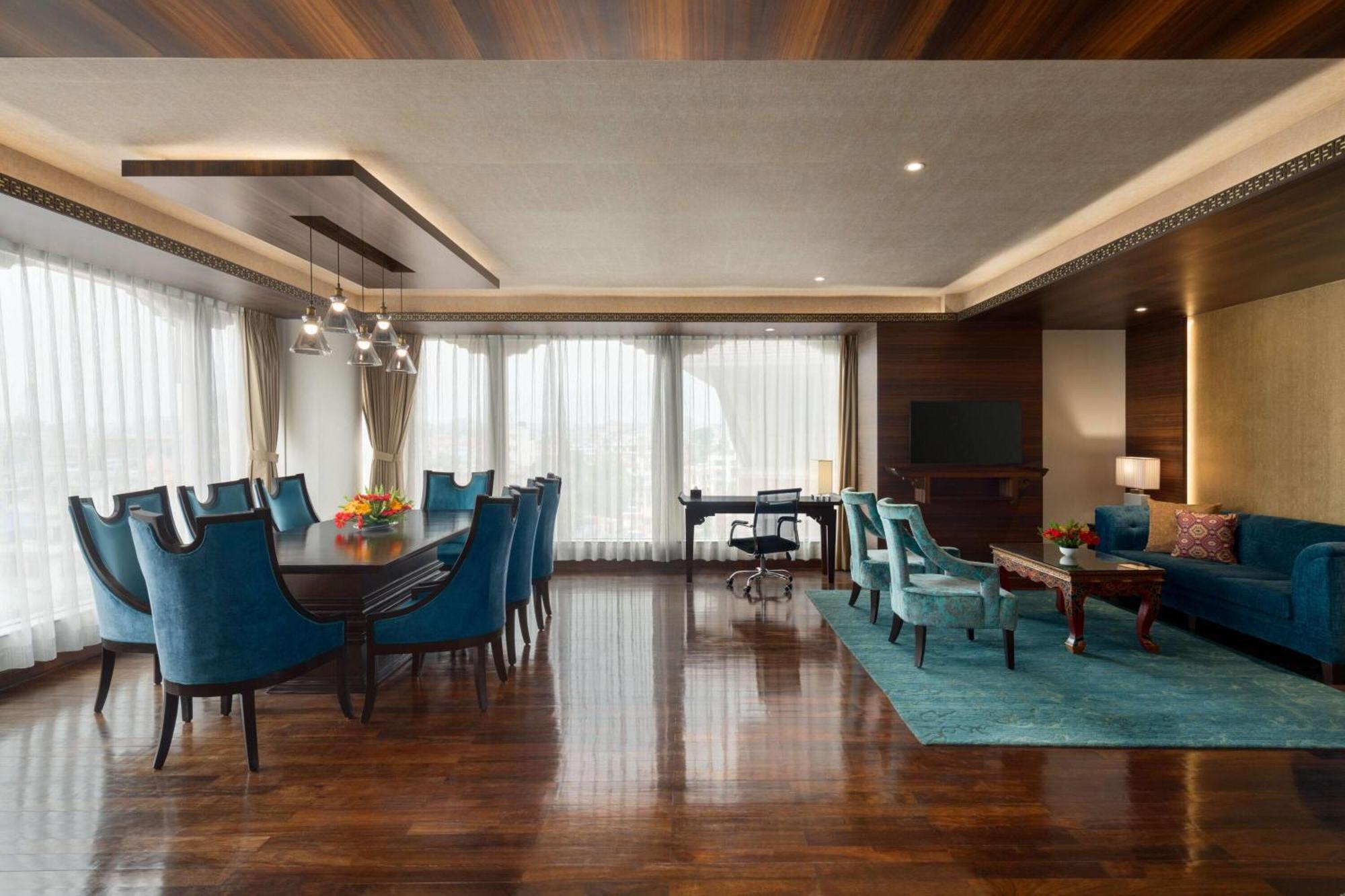 Ramada By Wyndham Kathmandu Dhumbarahi Hotel Exterior foto