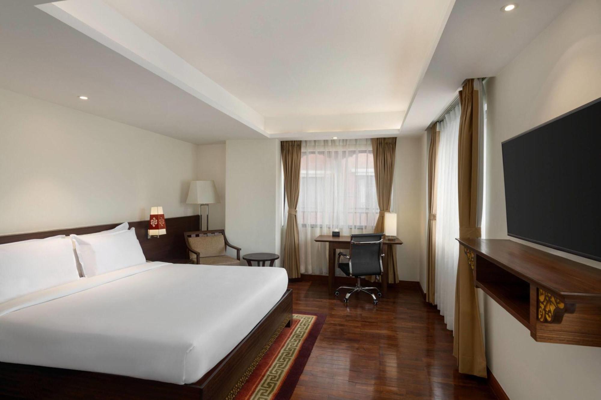 Ramada By Wyndham Kathmandu Dhumbarahi Hotel Exterior foto